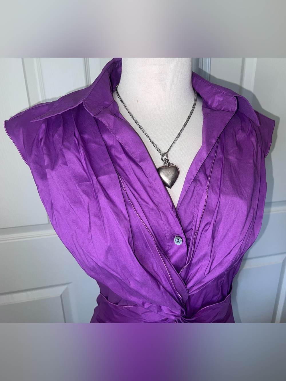 Trina Turk Vibrant Purple Sleeveless Twist-Front Blouse - Picture 3 of 9